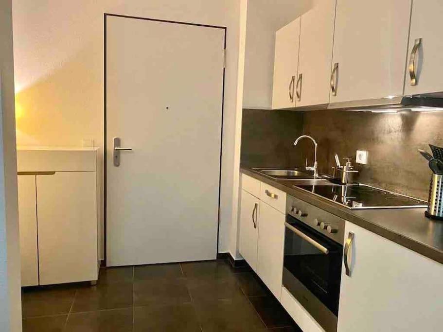 Business Apartment In Citypark Καρλσρούη Εξωτερικό φωτογραφία